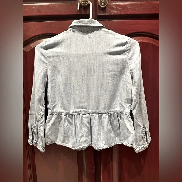 Gap Denim Look Ruffled Blouse - Picture 2 of 3